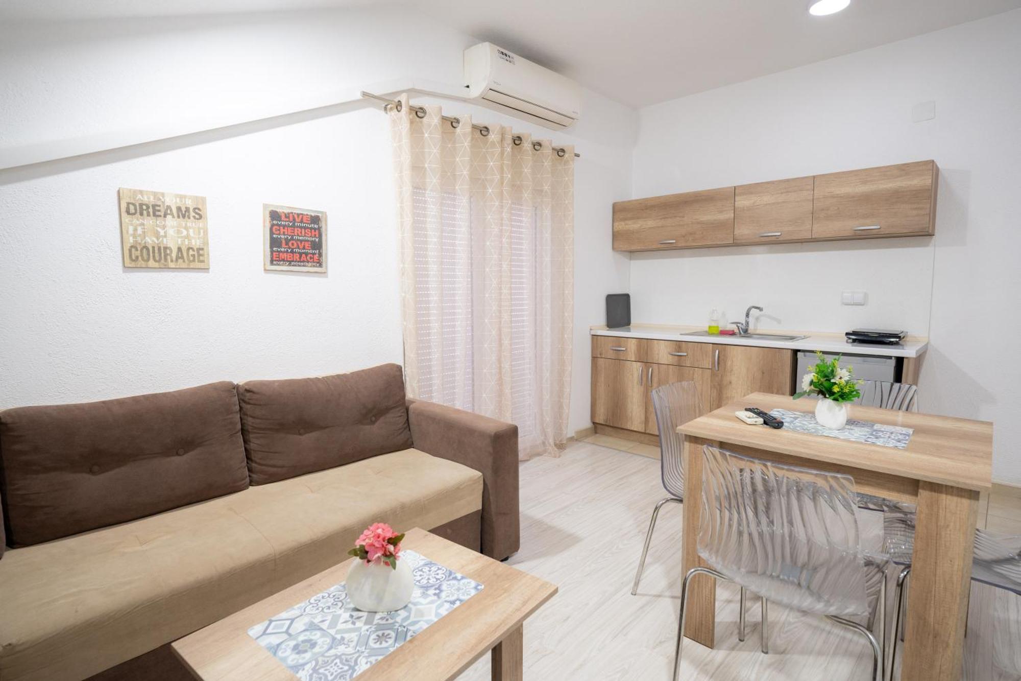 Luna Apartments Gevgelija Extérieur photo
